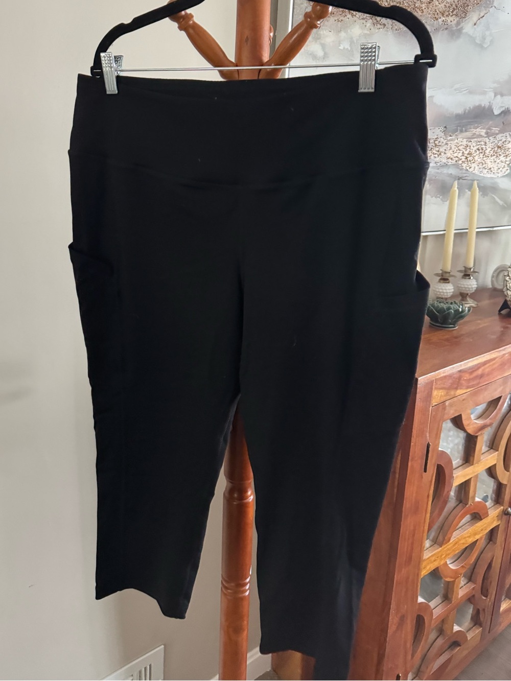 Torrid Size 2 Black Activewear Crop Leggings Athleisure
